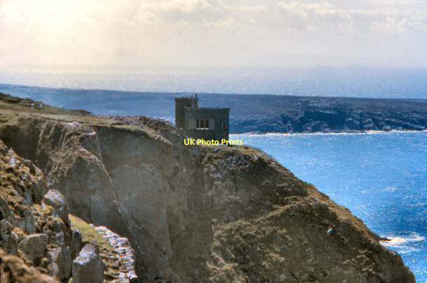 Photo 6"x4" Cliffs and Ellens Tower (Twr Ellin) Goferydd c1972