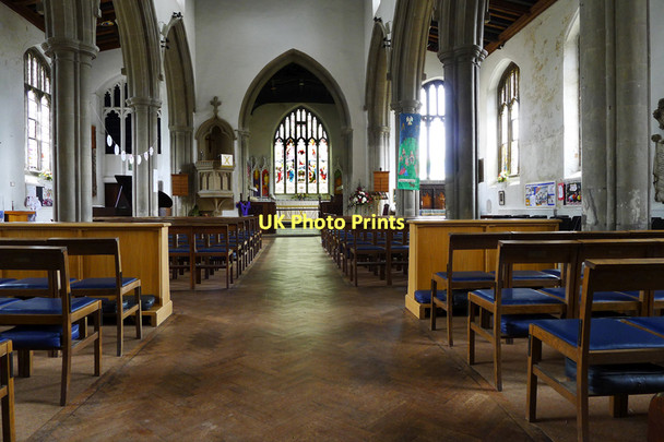 Photo 6"x4" The nave, St. Andrew the Apostle, Ampthill Ampthill c2011
