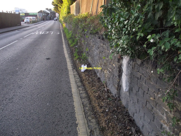 Photo 6"x4" Old Milepost Bishop's Stortford c2011