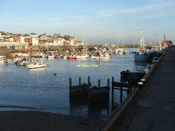 Photo 6"x4" Looking across Bridlington harbour from South Pier Bridlington c2007