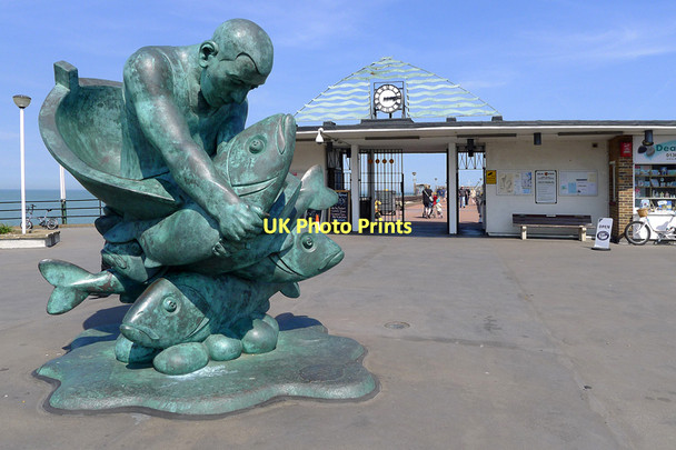 Photo 6"x4" The Pier Entrance, Deal Deal c2011