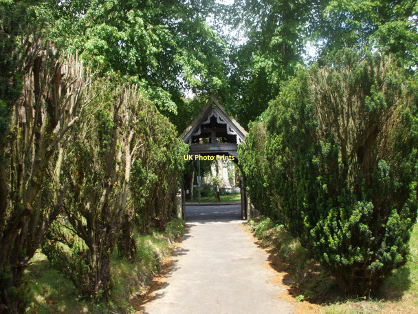 Photo 6"x4" Church path, Maresfield Parish Church Maresfield c2009