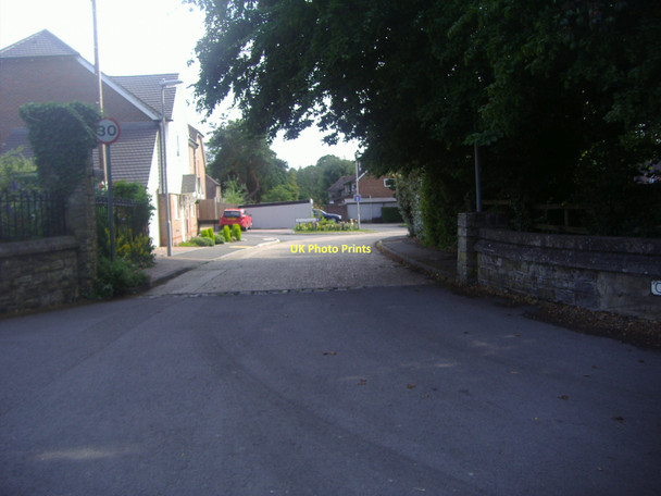 Photo 6"x4" Gwynne Gardens, East Grinstead East Grinstead c2011