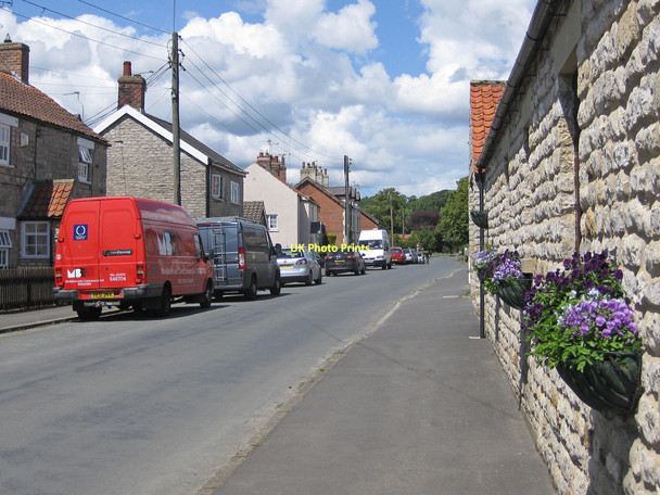 Photo 6"x4" Main Street, Sinnington Sinnington c2011