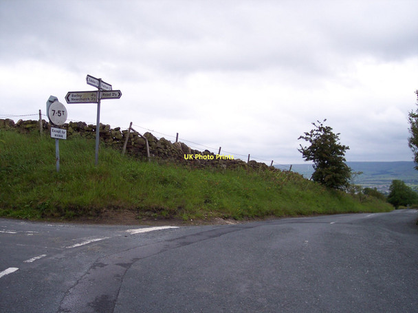 Photo 6"x4" Road junction on Padiham Heights Sabden c2011
