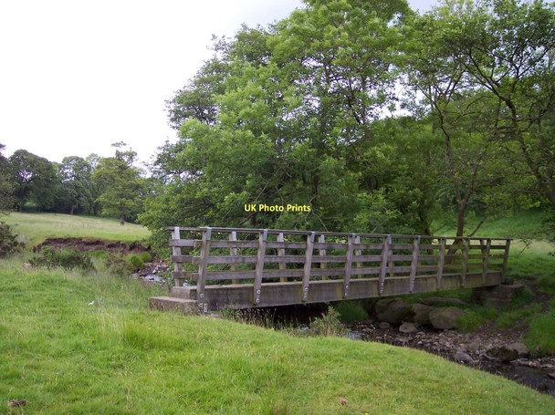 Photo 6"x4" Sabden Brook footbridge Sabden c2011