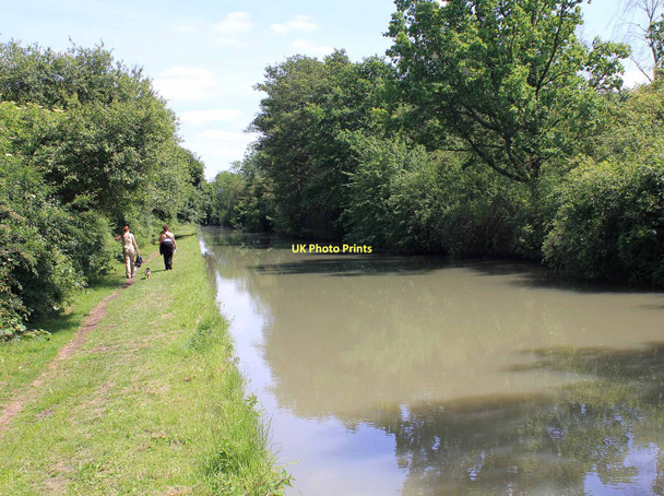 Photo 6"x4" Grand Union Canal towards lock 19 Ufton c2011