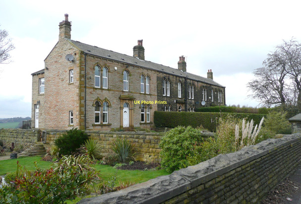 Photo 6"x4" Springfield Villas, Gildersome Lane Cockersdale c2010