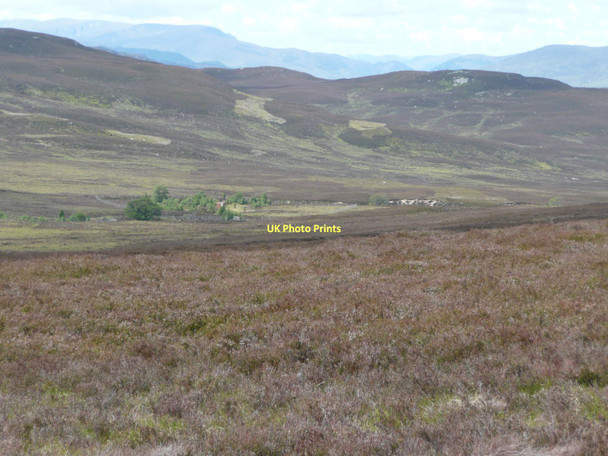 Photo 6"x4" Looking across the southern slopes of Am Buachaille Am Buachaille\/NN7494 c2011