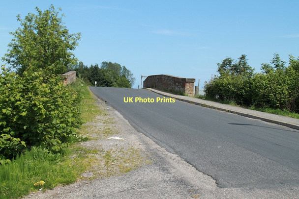 Photo 6"x4" Railway Bridge Tain\/NH7881 c2011