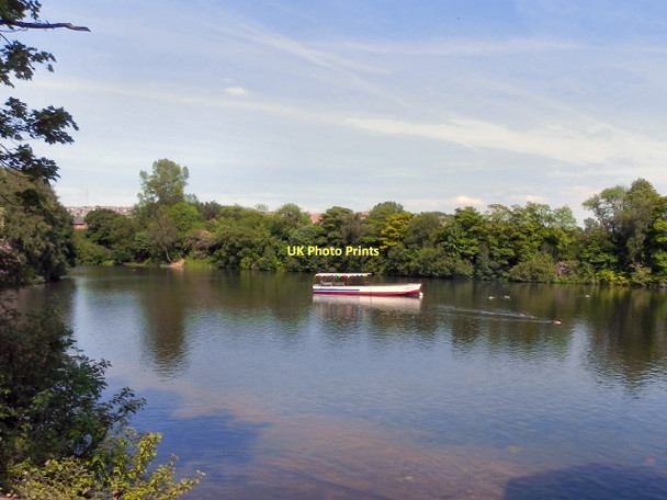 Photo 6"x4" Stamford Park Boating Lake Ashton-Under-Lyne c2011