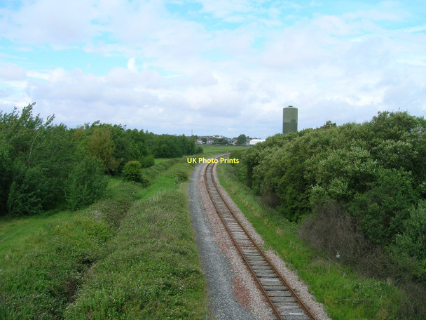 Photo 6"x4" Railway towards Morecambe Morecambe c2011