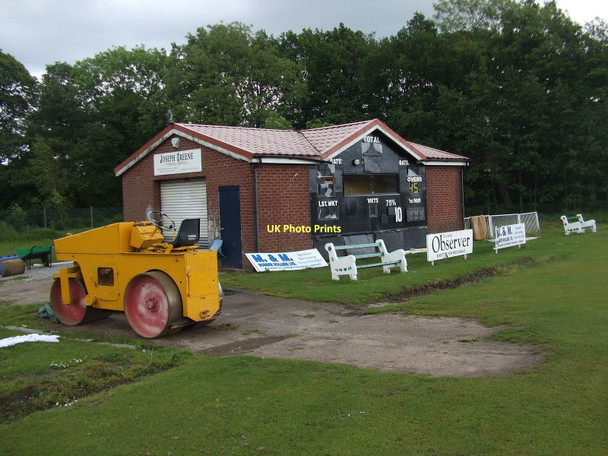 Photo 6"x4" Rochdale Cricket Club - Scoreboard Rochdale c2011