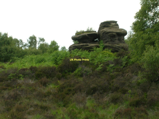 Photo 6"x4" Brimham Rocks Warsill c2011