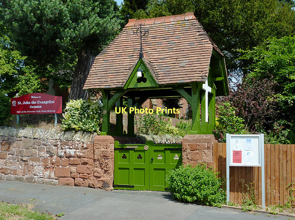 Photo 6"x4" Lich Gates at St John's Church in Swindon, Staffordshire Smestow c2011