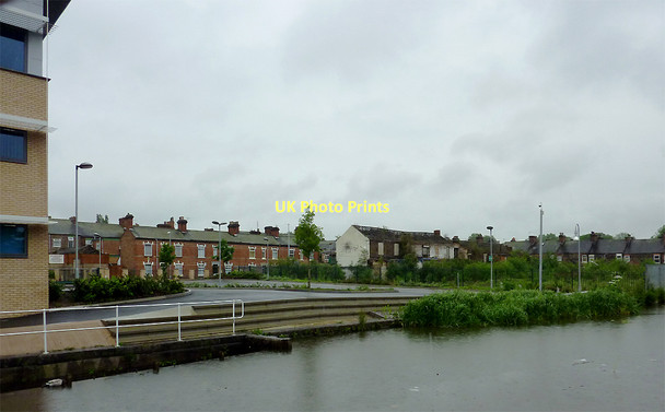 Photo 6"x4" By the Caldon Canal at Shelton, Stoke-on-Trent Stoke-on-Trent c2011