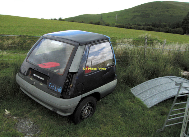 Photo 6"x4" Renault 2.5 Talardd\/SH8926 c2011