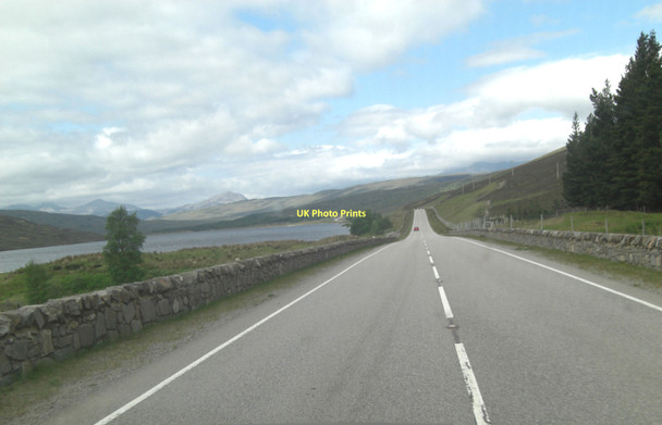 Photo 6"x4" A832 beside eastern Loch a' Chroisg Achnasheen\/Achadh na Sine c2011