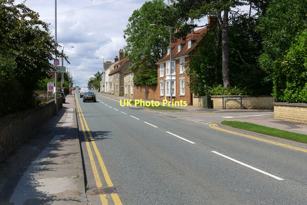 Photo 6"x4" Towcester Road, Old Stratford Old Stratford c2011