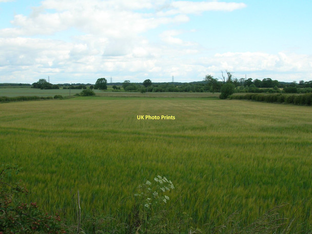 Photo 6"x4" Farmland near Beal Beal\/SE5325 c2011