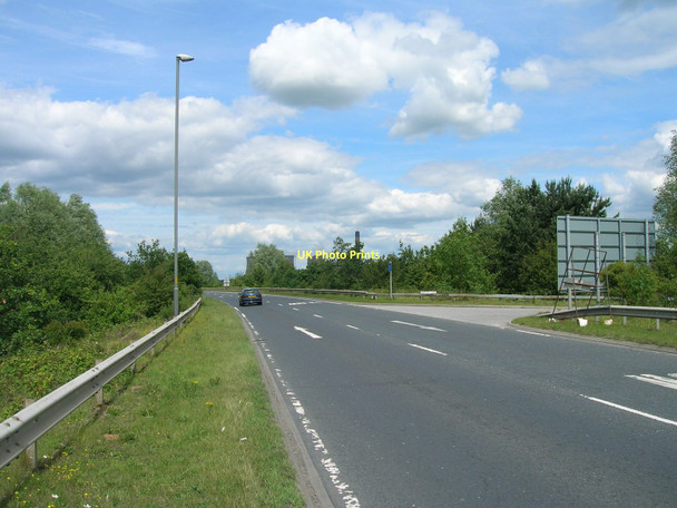 Photo 6"x4" A19 towards Selby Whitley Bridge c2011