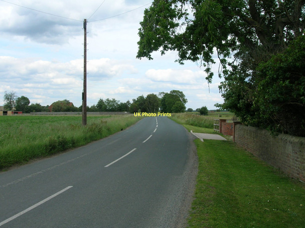 Photo 6"x4" Fulham Lane heading east Whitley Thorpe c2011