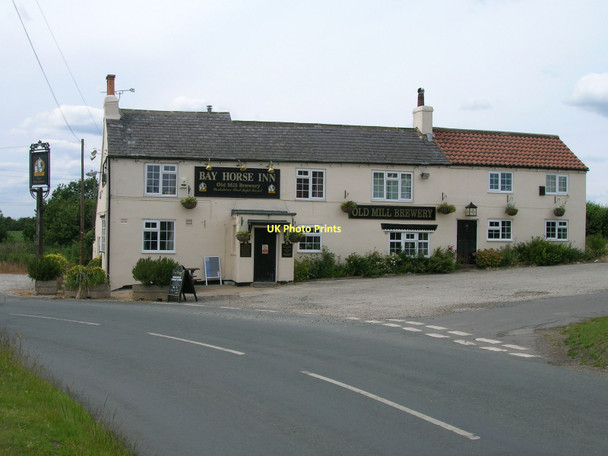 Photo 6"x4" The Bay Horse Inn, Great Heck Great Heck c2011