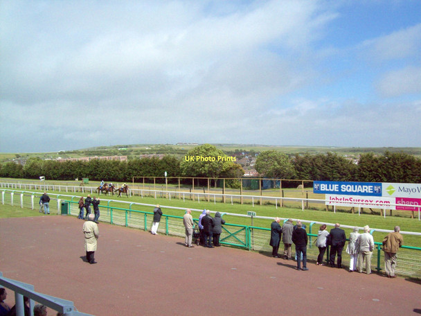 Photo 6"x4" Horse Racing at Brighton Brighton\/TQ3106 c2011