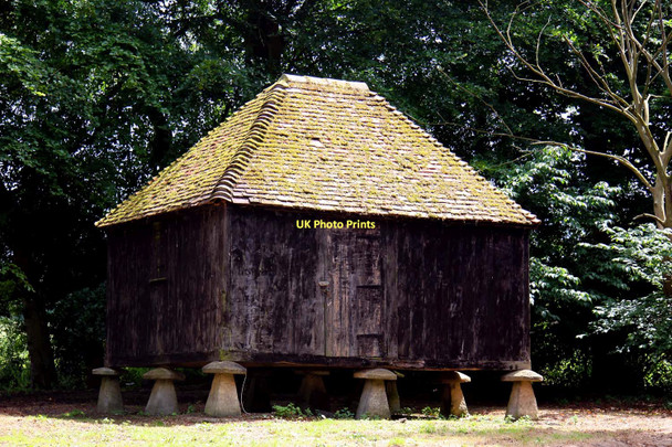 Photo 6"x4" Raised storehouse at Lains Barn Wantage c2011
