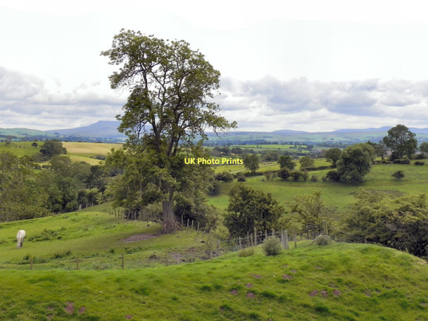 Photo 6"x4" View from Brough Castle Brough\/NY7914 c2011 P1