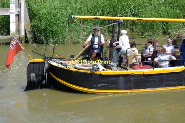Photo 6"x4" Boat Trip to See the Seals, River Stour, Sandwich Sandwich c2011