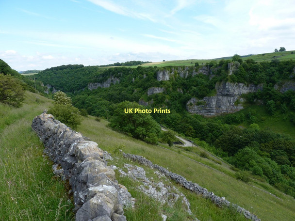 Photo 6"x4" Into Chee Dale from the Pennine Bridleway Blackwell\/SK1272 c2011