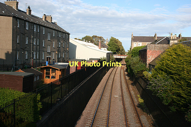 Photo 6"x4" Railway Line at Broughty Ferry West Ferry c2011