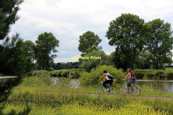 Photo 6"x4" Tow Path, Kew, London Brentford c2011