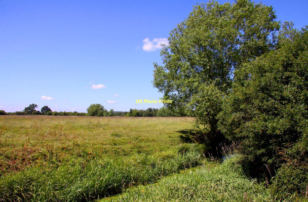 Photo 6"x4" Looking across the River Ray Ambrosden c2011
