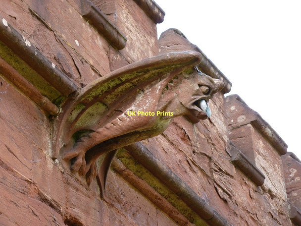 Photo 6"x4" Gargoyle on the west side of the church (2) Stockton\/SO7299 c2011