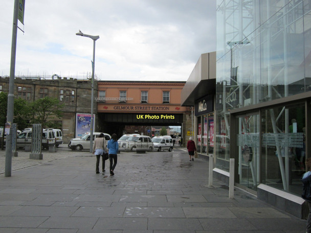 Photo 6"x4" Gilmour Street Station Paisley c2011