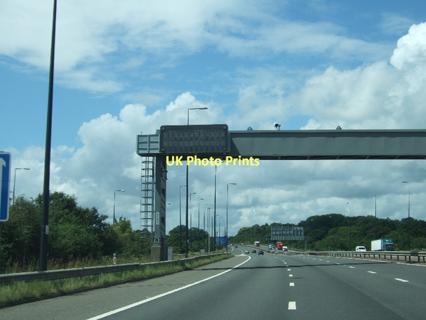 Photo 6"x4" M4 westbound just before junction with M48 Llanfihangel near Rogiet c2011