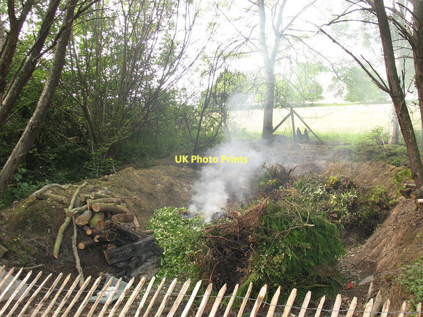 Photo 6"x4" Charcoal burning in Kent Langton Green\/TQ5439 c2011
