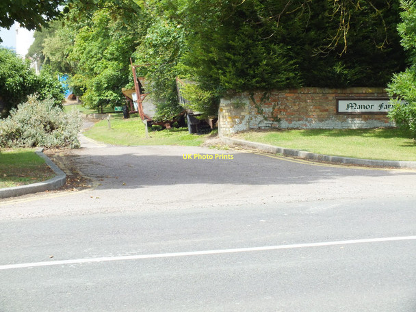 Photo 6"x4" Manor Farm Entrance, Higham Gobion, Bedfordshire Higham Gobion c2011