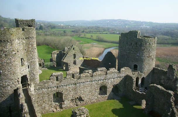 Photo 6"x4" Kidwelly Castle Kidwelly\/Cydweli c2007