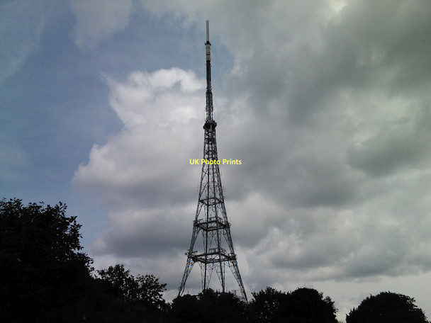 Photo 6"x4" The TV transmission mast #2 Penge c2011