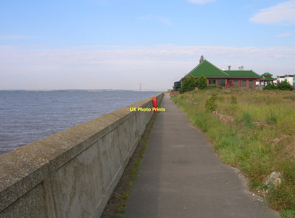 Photo 6"x4" Trans Pennine Trail beside the River Humber, Hull Kingston upon Hull c2011