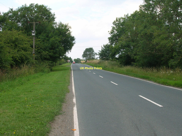 Photo 6"x4" College Road heading west The Hallands c2011