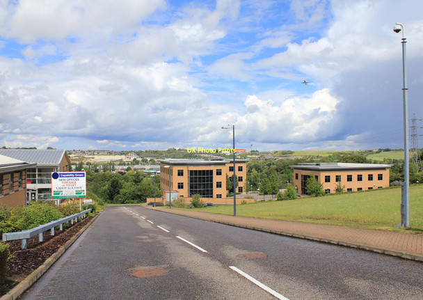 Photo 6"x4" Capability Green, Luton Luton\/TL0921 c2011