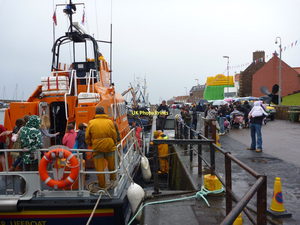Photo 6"x4" Dunbar Lifeboat Day 2011 : Looking Around The Dunbar Lifeboat Dunbar c2011