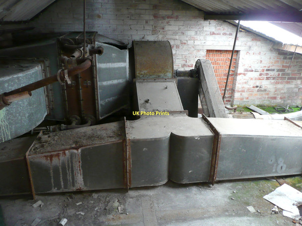 Photo 6"x4" Ventilation equipment, Allen's Fireclay Works, Southowram Brighouse\/SE1423 c2010