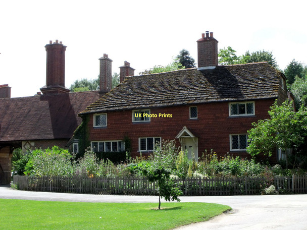 Photo 6"x4" House at Standen near East Grinstead Charlwood\/TQ3934 c2011
