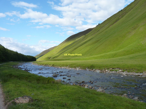 Photo 6"x4" Glen Tilt Creag a' Chrochaidh c2011