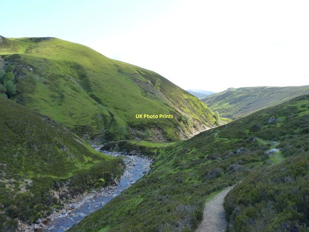 Photo 6"x4" Kink in the Allt Garbh Buidhe Meall na Caillich Buidhe c2011